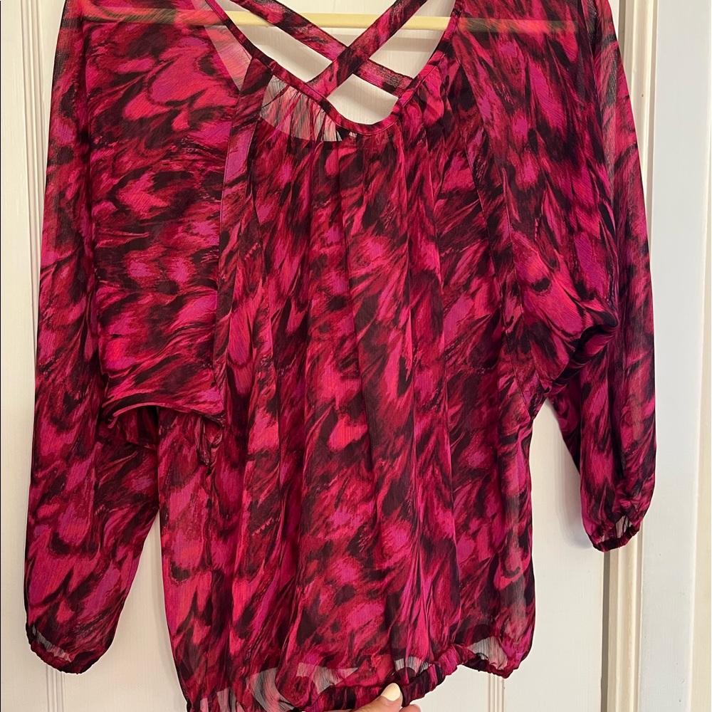 Maroon Express top - Picture 3 of 4